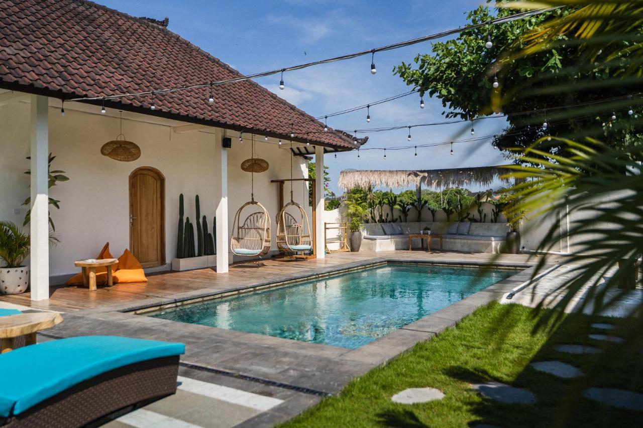 Shaka Clan Surf Hotel Canggu  Exterior photo