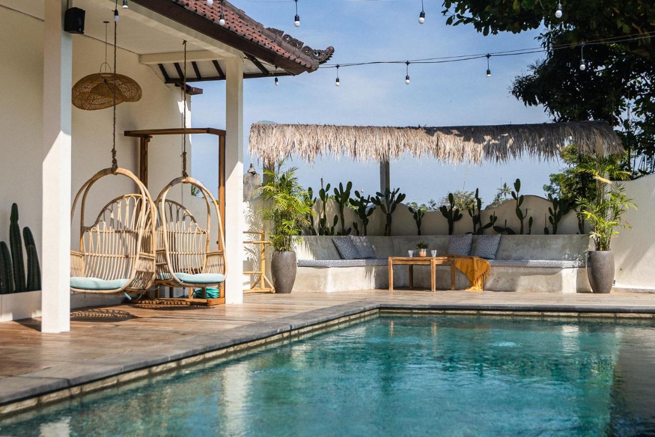 Shaka Clan Surf Hotel Canggu  Exterior photo